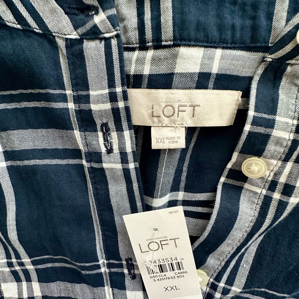 LOFT Navy Plaid Button Down Shirt 100% cotton. - Picture 11 of 11